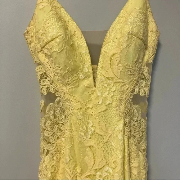 La Femme yellow sheer  lace mermaid gown - Picture 6 of 8